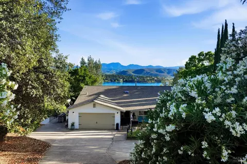 17432 Greenridge Rd, Hidden Valley Lake, CA 95467