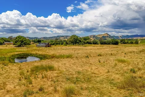 5266 Old Sonoma Rd, Napa, CA 94559