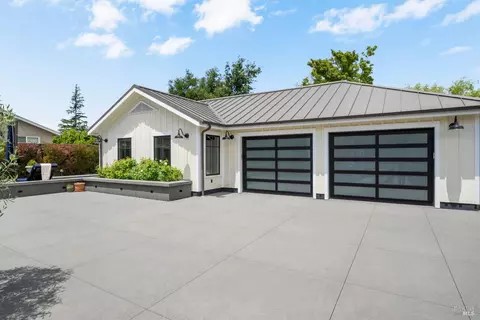 Exterior - 470 Harrington Dr, Sonoma, CA 95476 photo 10 of 19