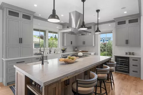 Kitchen - 470 Harrington Dr, Sonoma, CA 95476 photo 4 of 6