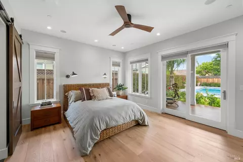 Bedroom - 470 Harrington Dr, Sonoma, CA 95476 photo 2 of 7
