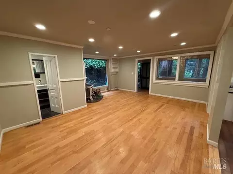 Living - 512 Park Way, Mill Valley, CA 94941 photo 6 of 9