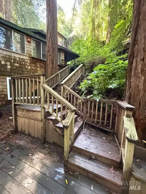 Exterior - 512 Park Way, Mill Valley, CA 94941 photo 4 of 11