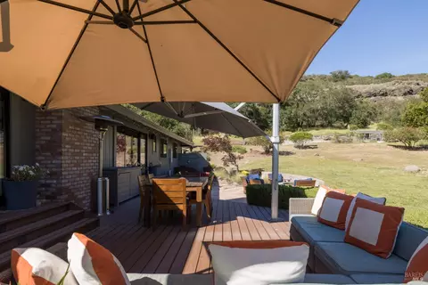 Exterior - 5850 Sharp Rd, Calistoga, CA 94515 photo 6 of 22