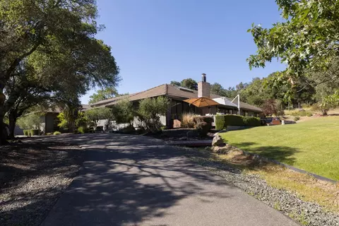 Exterior - 5850 Sharp Rd, Calistoga, CA 94515 photo 7 of 22