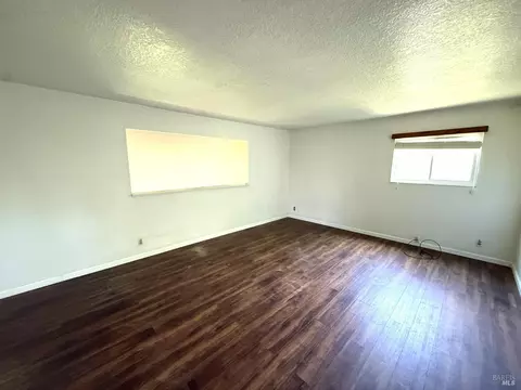 Living - 148 Danvers Ct, Vacaville, CA 95687 photo 1 of 1