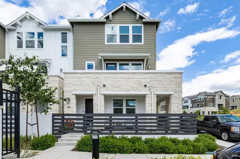 401 Semillon Ln, Santa Rosa, CA 95403