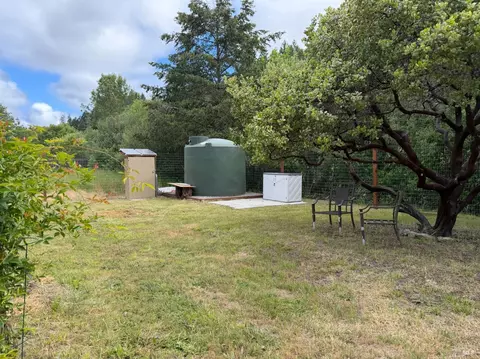 25284 Madrone Dr, Willits, CA 95490 photo 5