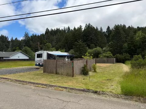 25284 Madrone Dr, Willits, CA 95490 photo 3