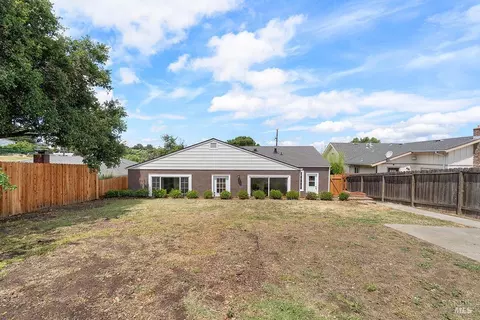 Exterior - 420 Gillcrest Ave, Vallejo, CA 94591 photo 5 of 7