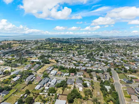 View/Area - 420 Gillcrest Ave, Vallejo, CA 94591 photo 3 of 5