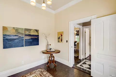 Entry Way - 622-620 E 2nd St, Benicia, CA 94510 photo 3 of 12