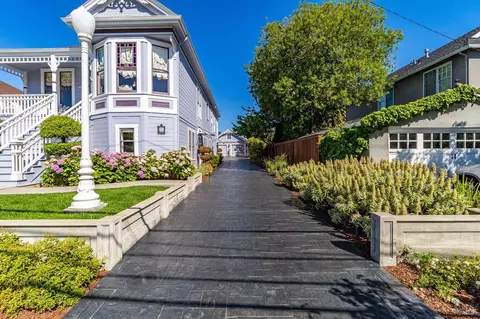 Exterior - 622-620 E 2nd St, Benicia, CA 94510 photo 22 of 23