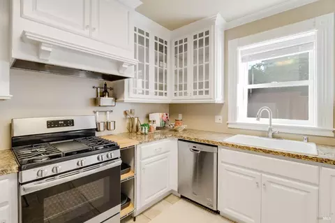 Kitchen - 622-620 E 2nd St, Benicia, CA 94510 photo 9 of 9