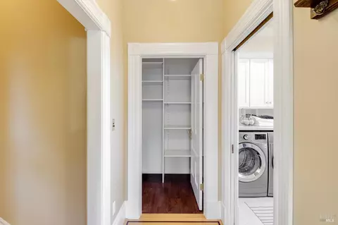 Entry Way - 622-620 E 2nd St, Benicia, CA 94510 photo 7 of 12