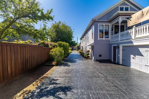Exterior - 622-620 E 2nd St, Benicia, CA 94510 photo 21 of 23
