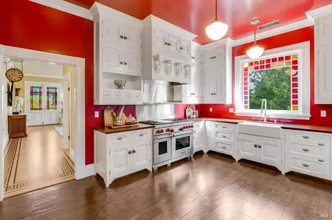 Kitchen - 622-620 E 2nd St, Benicia, CA 94510 photo 2 of 9