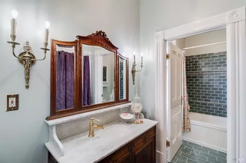 Bath - 622-620 E 2nd St, Benicia, CA 94510 photo 1 of 11