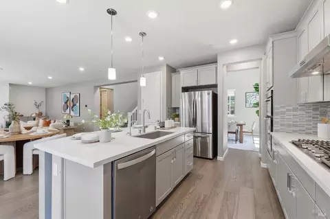 Kitchen - 33558 Maverick Loop, Fremont, CA 94555 photo 2 of 5