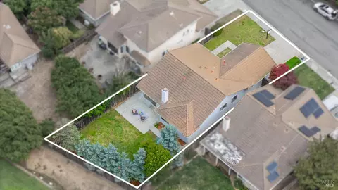 View/Area - 5038 Lakeview Cir, Fairfield, CA 94534 photo 9 of 16