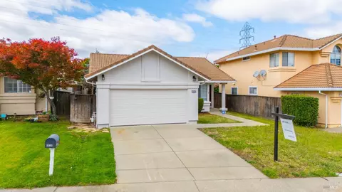 Exterior - 5038 Lakeview Cir, Fairfield, CA 94534 photo 12 of 12