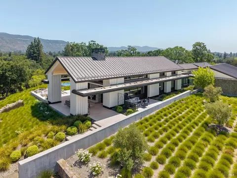 2111 Monticello Rd, Napa, CA 94558