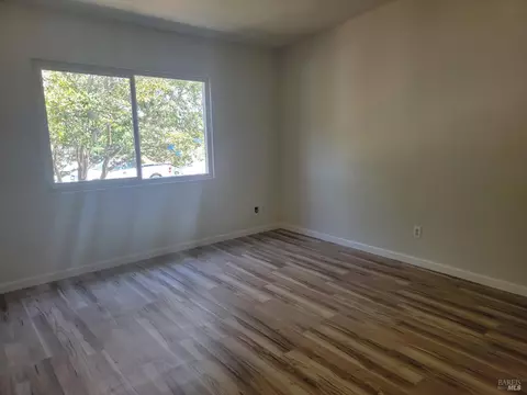Living - 103 Pueblo Way, Vallejo, CA 94591 photo 5 of 5