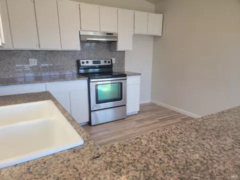 Kitchen - 103 Pueblo Way, Vallejo, CA 94591 photo 1 of 2