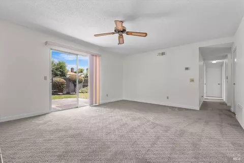 Living - 405 Ely Blvd S, Petaluma, CA 94954 photo 1 of 5
