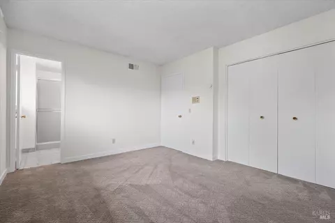 Bedroom - 405 Ely Blvd S, Petaluma, CA 94954 photo 1 of 6