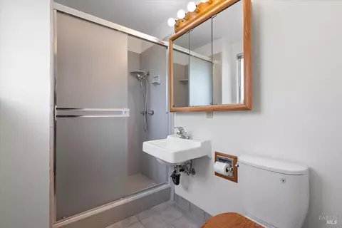 Bath - 405 Ely Blvd S, Petaluma, CA 94954 photo 1 of 2