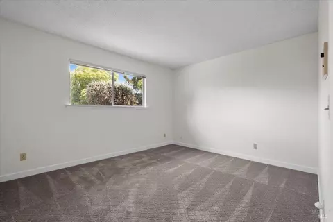 Bedroom - 405 Ely Blvd S, Petaluma, CA 94954 photo 3 of 6