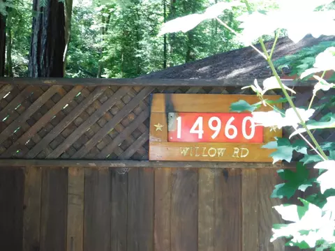 14960 Willow Rd, Guerneville, CA 95446