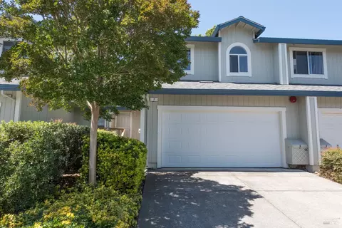 7 Meridian Cir, Rohnert Park, CA 94928
