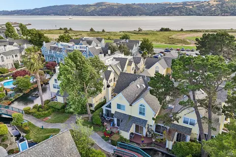 260 Marina Village Way, Benicia, CA 94510