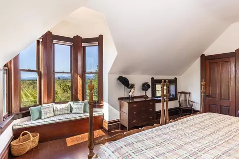 Bedroom - 2875 Woolsey Rd, Windsor, CA 95492 photo 5 of 8