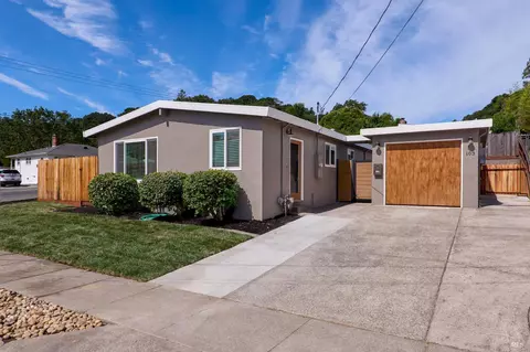 103 Casswall St, Napa, CA 94558