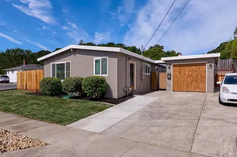 103 Casswall St, Napa, CA 94558