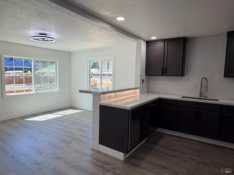 Kitchen - 4591 N State St, Ukiah, CA 95482 photo 2 of 3