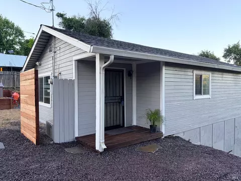 4591 N State St, Ukiah, CA 95482