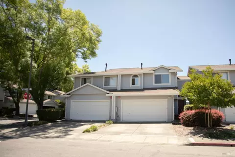 1549 Monarch Pl, Rohnert Park, CA 94928