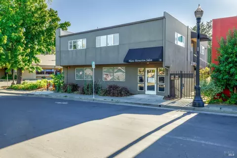 436-440 Center St, Healdsburg, CA 95448
