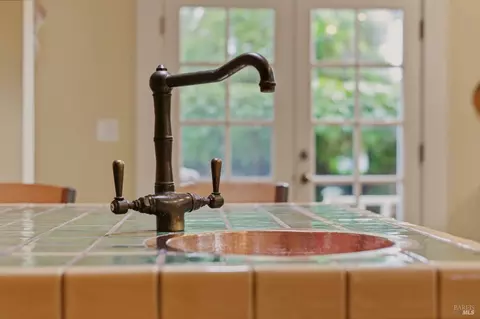 Kitchen - 1134 Willow Ave, Napa, CA 94559 photo 6 of 7