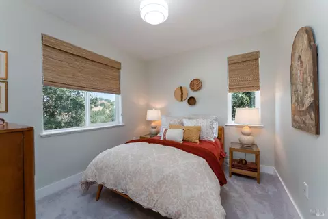 Bedroom - 2412 Celestin Ct, Ukiah, CA 95482 photo 4 of 5