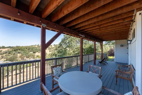 Exterior - 2412 Celestin Ct, Ukiah, CA 95482 photo 14 of 17