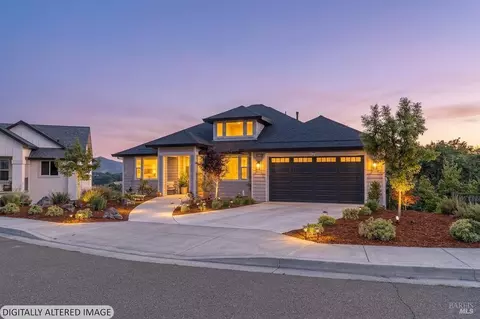 2412 Celestin Ct, Ukiah, CA 95482