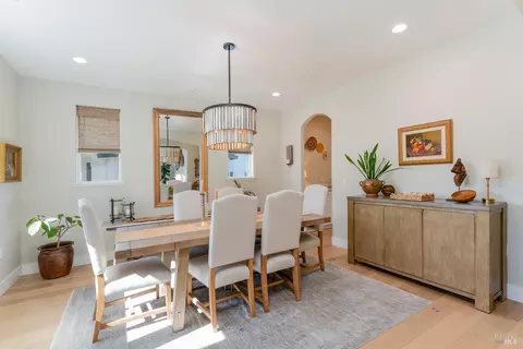 Dining - 2412 Celestin Ct, Ukiah, CA 95482 photo 1 of 3