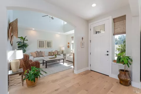 Entry Way - 2412 Celestin Ct, Ukiah, CA 95482 photo 1 of 7