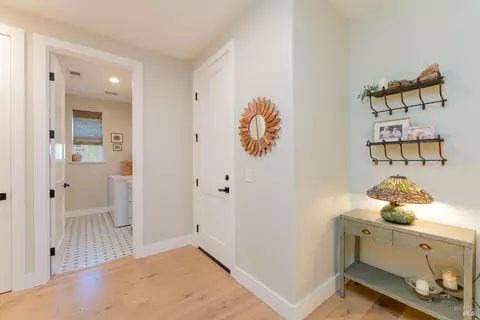 Entry Way - 2412 Celestin Ct, Ukiah, CA 95482 photo 6 of 7