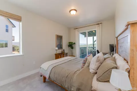 Bedroom - 2412 Celestin Ct, Ukiah, CA 95482 photo 3 of 5
